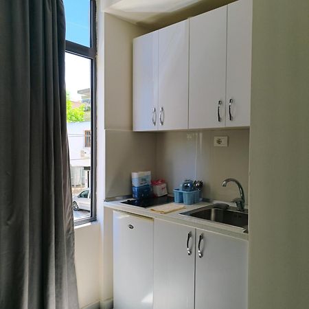 Urban Retreat Apartments ティラナ エクステリア 写真